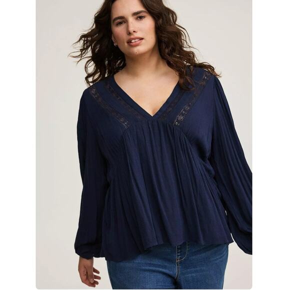 NWT Women's Torrid Lace Inset Bohemian V Neck Flowy Blouse size 3X Artsy - Picture 1 of 5